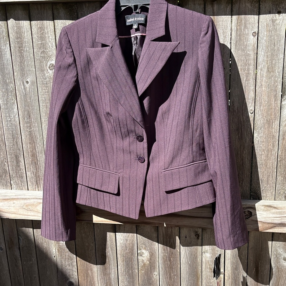 Isabel & Nina size 6 plum w/pink pinstripes blazer. NWT!!